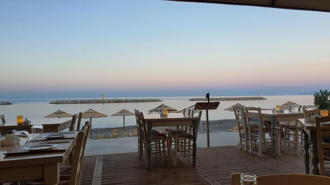 Xristinas Seaside Apartments Kolymbari Exterior photo